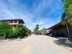 ขายที่ดินพร้อมสิ่งปลูกสร้าง เขาขลุง บ้านโป่ง ราชบุรี พื้นที่ 4 ไร่ 1 งาน 56 ตร.ว. เพิ่มเติมรายได้จากค่าเช่า Seven ทำเลดี ติดภูเขา ติดถนนใหญ่ ใกล้ปั้มน้ำมัน PT ขายราคาต่ำกว่าทุน-202502251551071740473467432.jpg