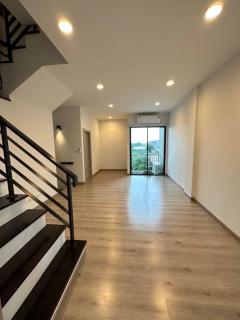 NTG1041 ให้เช่า ออฟฟิศ พรีเมี่ยมเพลส เกษตร-นวมินทร์  อยู่ในซอย มัยลาภ หรือ ซ.ประเสิรฐมนูกิจ29 เหมาะทำออฟฟิศ-202502251715081740478508277.jpg