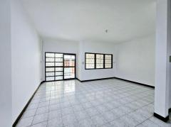 ขาย ทาวน์โฮม ซอย สวนผัก 27 ปรับปรุงใหม่ 155 ตรม. 20 ตร.วา-202502261835571740569757130.jpg