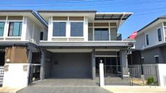 บ้านวิวสวน-บิ้วท์อินทั้งหลัง-ในโคร