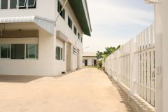 Land and buildings for sale, good location-202503031247511740980871703.jpg