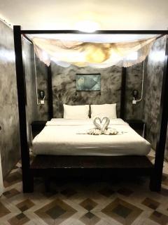 Boutique Hotel business for sale with Chanote Title  in the very beautiful city of Chiang Mai