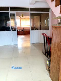 ขาย อาคารพาณิชย์ 3 ชั้น 20 ตร.ว. ซอย วุฒากาศ 53 แยก 3-202503051348061741157286322.jpg