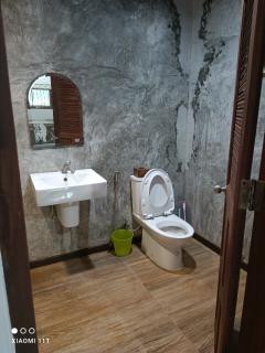 ให้เช่าทาวน์โฮม ม.สินธร ซอย 25 แฮปปี้แลนด์บางกะปิ หน้ากว้าง 6 เมตร พร้อมให้เช่า 1 เม.ย. (N.803)-202503051735541741170954351.jpg