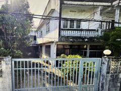 ขายบ้านพร้อมห้องเช่าพร้อมที่ดิน สุขุมวิท46 ซอยภูมิจิตร เนื้อที่ 208 ตร.วา ราคาดีทำเลทอง คุ้มค่าลงทุน ด้วยราคาแบบนี้พื้นที่แบบนี้-202503081208171741410497022.jpg