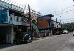 ขายทาวน์เฮ้าส์ หมู่บ้านปรีชา 8 ซอยรามคำแหง 24 เนื้อที่ 17 ตร.ว. ปรับปรุงใหม่ พร้อมอยู่-202503111052511741665171895.jpg