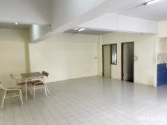 00017 ให้เช่าคอนโดชั้นล่าง กรีน การ์เด้นท์ เพลส ย่านแจ้งวัฒนะ กรุงเทพ Rent 1st Floor Condo, Green Garden Place Near Big C Changwattana, Donmueang, Bangkok THAILAND