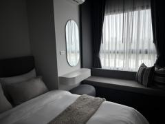 ขาย Ideo New Rama9 เป็นห้องสตูดิโอ 2 ห้อง บิ้วเป็น 1 ห้องนอน 2 ห้องน้ำ ขนาด 52 ตรม.แต่งสวยมากพร้อมอยู่-202503131350351741848635749.jpg