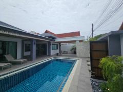 Elegant 3-Bedrooms Private Pool Villa in Saiyuan, Rawai, Mueang Phuket-202503151202321742014952281.jpg