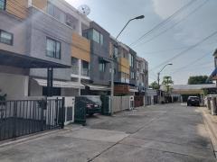 ขายทาวน์โฮม 3 ชั้น หมู่บ้านสาริน วิช สุขุมวิท 107 ซอยแบริ่ง 22 #LB284 – 000978-202503181023381742268218940.jpg