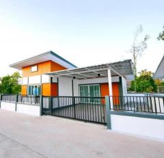 ( ราคาพิเศษ ) บ้านเดี่ยว สร้างใหม่ ใกล้โลตัส แกลง ขนาด 45 ตร.วา ใกล้สี่แยกบ้านนา