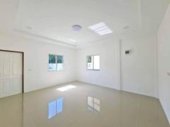 ( ราคาพิเศษ ) บ้านเดี่ยว สร้างใหม่ ใกล้โลตัส แกลง ขนาด 45 ตร.วา ใกล้สี่แยกบ้านนา-202503191630211742376621115.jpg