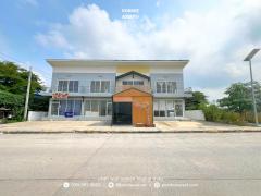 ทาวน์โฮม ซอยนวมินทราชินูทิศ16 (ข้าง รร.นวมินทราชินูทิศ เตรียมอุดมพัฒนาการ) ใกล้เอแบค บางนา สมุทรปราการ -202503201640291742463629504.jpg
