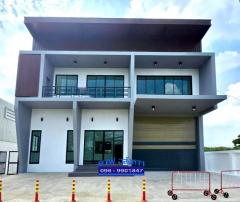 ขายโรงงาน/โกดังพร้อมโฮมออฟฟิศ ย่านคลองสี่ - อ.ลำลูกกา  ทำเลดี  