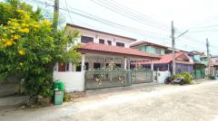 บ้านแฝด หมู่บ้านพระปิ่น 3 ติดถนนกาญจนาภิเษก บางใหญ่ นนทบุรี-202503221525531742631953716.jpg