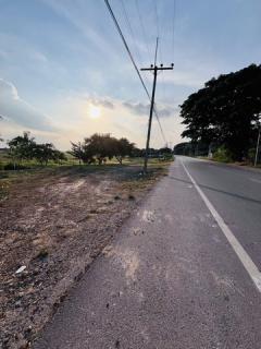 ที่ตั้ง : หมู่บ้านหนองบัวเงิน  ต.อ่างทอง  อ.เชียงคำ จ.พะเยา  https://www.google.com/maps/place/19%C2%B03131.2%22N+100%C2%B01252.2%22E/@19.525936,100.2112882,17z/data=!4m4!3m3!8m2!3d19.5253344!4d100.2144854?entry=ttu&g_ep=EgoyMDI1MDIxMi4wIKXMDSoASAF