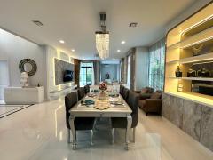 ขาย/ให้เช่า Luxury Pool Villa Nantawan Rama 9 - New Krungthep Kreetha ถนนกรุงเทพกรีฑาตัดใหม่ -202503260930291742956229204.jpg