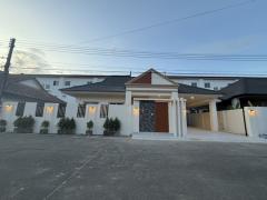 บ้านเดี๋ยวโซนถลาง   บ้านสวยอบอุ่นมีสวนข้างบ้าน ตำบลศรีสุนทร  อำเภอถลาง  จังหวัดภูเก็ต  ที่ตั้ง : หมู่บ้านพนาสนธิ์ปาร์ควิลล์3  ตำบลศรีสุนทร  อำเภอถลาง  จังหวัดภูเก็ต 83000 https://maps.app.goo.gl/CwYjgxw19nr744ZG9  เนื้อที่  :  63.1 ตารางวา  รายละเอีย