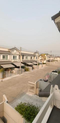 ขายทาวน์เฮ้าส์ 2 ชั้น หลังมุม วิวสวย สภาพใหม่! ในโครงการ Villaggio สันทราย (แลนด์แอนด์เฮ้าส์) จ.เชียงใหม่ เดินทางไปเซ็นทรัลเฟสติวัล 10 นาที-202503261631161742981476841.jpg