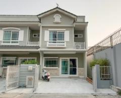 ขายทาวน์เฮ้าส์ 2 ชั้น หลังมุม วิวสวย สภาพใหม่! ในโครงการ Villaggio สันทราย (แลนด์แอนด์เฮ้าส์) จ.เชียงใหม่ เดินทางไปเซ็นทรัลเฟสติวัล 10 นาที-202503261631181742981478904.jpg