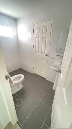 ให้เช่าบ้านเดี่ยว ให้เช่าบ้านเดี่ยว ม.บ้าน แพลทฟอร์ม ออคิด บางนาตราด กม. 24 ราคาเพียง 16,000บาท/เดือน รวมค่าส่วนกลาง (บ้านใหม่ไม่เคยอยู่เลย)-202503281236241743140184103.jpg