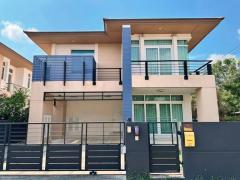 บ้านสวย ทำเลดี พร้อมเฟอร์ บ้านเช่า ในเดอะบูเลอวาร์ด ศรีราชา TP-H1115