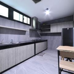 PP356 ขายโฮมออฟฟิศ 4 ชั้น ดิสทริค เอกมัย-รามอินทรา DISTRICT EKKAMAI-RAMINTRA รามอินทรา 40 โมเดิร์นออฟฟิศ เดินทางสะดวก เหมาะซื้อทำออฟฟิศและอยู่อาศัย-202503291117371743221857560.jpg