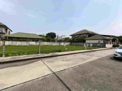 ที่ดินเปล่า 119 ตรว. เหมาะสำหรับปลูกบ้านพักอาศัย ตรงข้ามเซ็นทรัลชลบุรี-202503291652481743241968908.jpg