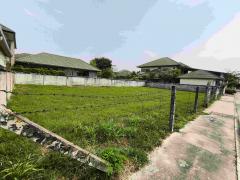 ที่ดินเปล่า 119 ตรว. เหมาะสำหรับปลูกบ้านพักอาศัย ตรงข้ามเซ็นทรัลชลบุรี-202503291653031743241983439.jpg