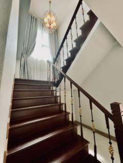 ขายบ้านเดี่ยว หมู่บ้านสกุลธร วัชรพล 2-3 ขนาด 55.5 ตร.ว. ใกล้ถนนตัดใหม่! รีโนเวทใหม่ทั้งหลัง-202504010230461743449446543.jpg