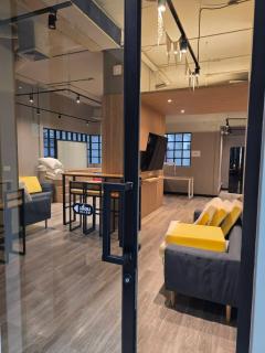 ตึก SSP Tower เอกมัย เปิดให้เช่าพื้นที่ 298 ตร.ม. พร้อมเฟอร์นิเจอร์ (ชั้นใต้ดิน) ใกล้ BTS เอกมัย เหมาะสำหรับทำธุรกิจ-202504041429121743751752900.jpg