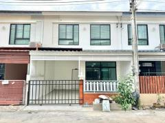KDH0084 ขายทาวน์เฮ้าส์บ้านไอวี่ 2 พนัสนิคม ขนาด 19.5 ตร.วา  2 ชั้น เดินทางสะดวก 