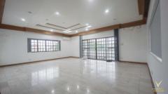 ให้เช่าสำนักงาน Home Office สุขุมวิท 70-3 รถไฟฟ้า BTS บางนา ทั้งอาคาร 2 ชั้น 1000 ตรม-202504051309151743833355787.jpg
