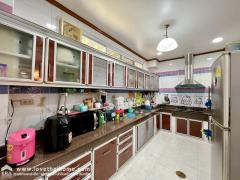 ขายทาวน์โฮม 4 ชั้น มีดาดฟ้า ติดถนนอรุณอมรินทร์ตัดใหม่ หมู่บ้านอรุณพัฒน์อมรินทร์ ตกแต่งสวยงามทั้งหลัง ลงเสาเข็ม ลึกเท่าตัวบ้าน รับการต่อเติม พื้นที่ 22.5 ตรว. แค่ 2 กม. ถึง รพ.ศิริราช-202504051402211743836541679.jpeg