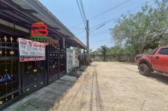  ทาวน์เฮาส์ หมู่บ้าน นนทวีวิลล์ 5 ซอยมิตรไมตรี 6/4 เนื้อที่ 19.1 ตรว. ใกล้ รร.หนองจอกพิทยานุสรณ์ ถนนมิตรไมตรี แขวงหนองจอก เขตหนองจอก กรุงเทพฯ-202504051549171743842957611.jpg