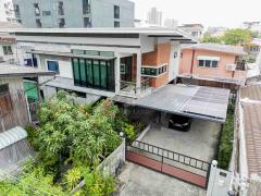 บ้านเดี่ยว 2 ชั้น ซอย สุนทรศิริ ประชาราษฎร์บำเพ็ญ ใกล้ MRT ห้วยขวาง 