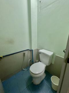 ขาย-ให้เช่า อาคารพาณิชย์ 3.5 ชั้น 16 ตรว. ถ.ประชาอุทิศ 60-1 *ใกล้โรงเรียนอิสลามวิทยาลัย*-202504061517581743927478006.jpg