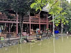 ขายบ้านเรือนไทยประยุกต์ หลังใหญ่ เนื้อที่ 7-3-70 ไร่ ต.หมอนนาง อ.พนัสนิคม จ.ชลบุรี -202504062025281743945928997.jpeg
