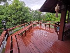 ขายบ้านเรือนไทยประยุกต์ หลังใหญ่ เนื้อที่ 7-3-70 ไร่ ต.หมอนนาง อ.พนัสนิคม จ.ชลบุรี 