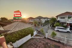 บ้านเดี่ยว หมู่บ้าน ชวนชื่น วัชรพล (ซอยรามอินทรา 65 แยก 8) เนื้อที่ 60.8 ตรว. ใกล้แฟชั่นไอส์แลนด์ ถนนรามอินทรา แขวงท่าแร้ง เขตบางเขน จ.กรุงเทพฯ-202504071116061743999366561.jpg