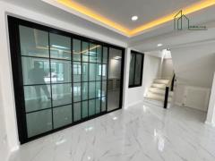 บ้านเดี่ยว 49 ตรว. หมู่บ้านอยู่เย็น 2 รามอินทรา 34 ใกล้รถไฟฟ้าสายสีชมพู สถานีวัชรพล -202504071642181744018938237.jpg
