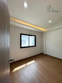 บ้านเดี่ยว 49 ตรว. หมู่บ้านอยู่เย็น 2 รามอินทรา 34 ใกล้รถไฟฟ้าสายสีชมพู สถานีวัชรพล -202504071642241744018944500.jpg