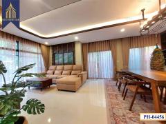 ขาย บ้านแกรนด์บริทาเนีย พระราม9-กรุงเทพกรีฑา พัฒนาชนบท ลาดกระบัง พร้อมอยู่ เฟอร์นิเจอร์ครบครัน-202504071951541744030314649.jpg