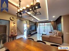 ขาย บ้านแกรนด์บริทาเนีย พระราม9-กรุงเทพกรีฑา พัฒนาชนบท ลาดกระบัง พร้อมอยู่ เฟอร์นิเจอร์ครบครัน-202504071951561744030316870.jpg