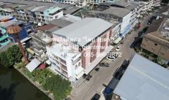 อพาร์ทแมนท์ อพาร์ทเมนท์ (Apartment) ศรีนครินทร์ พัฒนาการ ใหญ่ขนาด 84 sq.wa 0 NGAN 0 RAI  24000000 - ใกล้กับ ห่างถนนพัฒนาการ เพียง 150 ม. และห่างสำนักงานเขตสวนหลวง เพียง 800 ม. ราคาพิเศษ! เป็น Apartment ที่เพิ่งรีโนเวทใหญ่มาได้เพียง 8 ปี ราคาขายไม่แพง