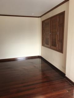 ให้เช่าบ้านเดี่ยวสามชั้นบนเนื้อที่ 100 ตารางวาปลูกเกือบเต็มพื้นที่-202504111718391744366719931.jpg