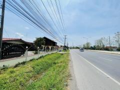 ขายด่วน บ้านพร้อมที่ดิน ติดถนนเพชรเกษม เพชรบุรี (อ.เมืองเพชรบุรี ) -202504171551201744879880329.jpg