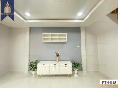 ขาย ทาวน์เฮ้าส์ เคซี คลัสเตอร์ 7 ซอยรวยบุญ ไทยรามัญ หทัยราษฎร์ แต่งใหม่พร้อมเฟอร์นิเจอร์-202504181414111744960451975.jpg