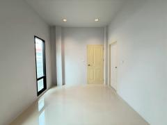 88665 - ขายบ้านแฝดชั้นเดียวรีโนเวทแล้ว โครงการวิสทาวน์ แม่น้ำคู้ ซ.3 ปลวกแดง จ.ระยอง-202504191006481745032008894.jpg