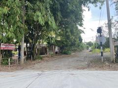 ขายที่ดินเปล่าขนาดพื้นที่ 100 ตร.ว. ติดถนน 2 ด้าน หน้ากว้าง 10 เมตร ผ่านการปรับพื้นที่มาเรียบร้อยแล้ว-202504191259161745042356582.jpg